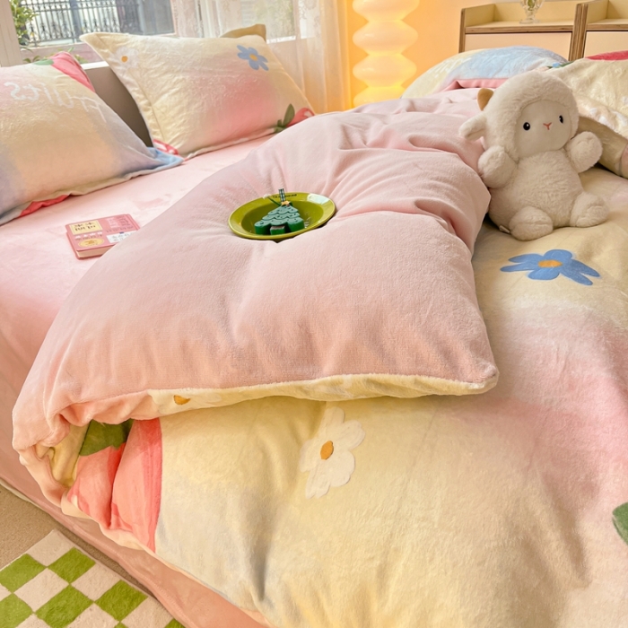91家纺网 家纺一手货源 找家纺 2022慕尚高克重田园风牛奶绒系列单被套 桃桃