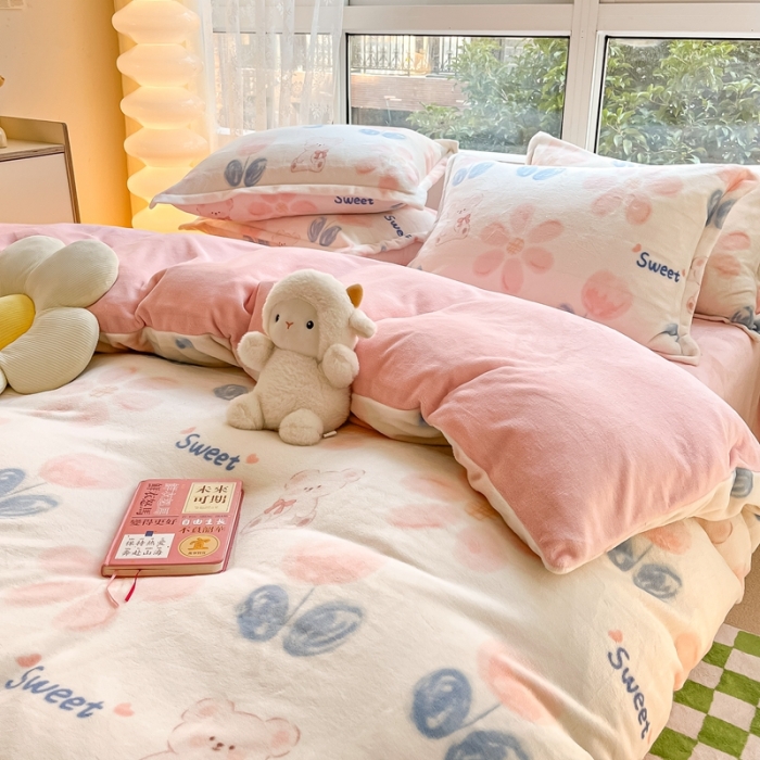 91家纺网 家纺一手货源 找家纺 2022慕尚高克重田园风牛奶绒系列单被套 小花熊