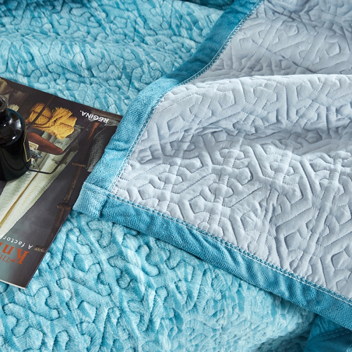 91家纺网 家纺一手货源 找家纺 佳梦家纺2022新款脏脏色织牛奶绒盖毯 脏脏-中蓝