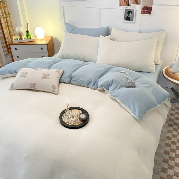 91家纺网 家纺一手货源 找家纺 米瑞娜2022新款纯色磨毛双拼四件套 奶白淡蓝