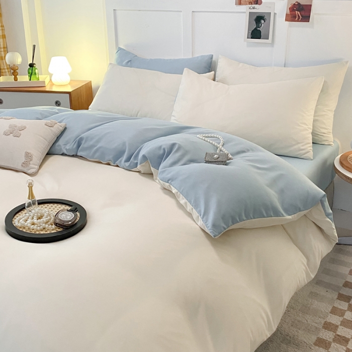 91家纺网 家纺一手货源 找家纺 米瑞娜2022新款纯色磨毛双拼四件套 奶白淡蓝