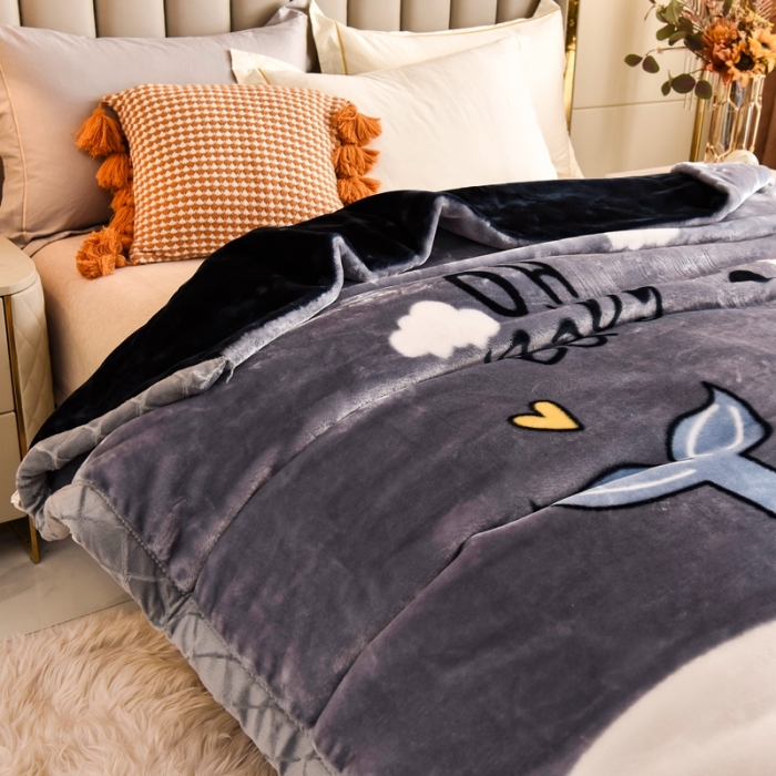 91家纺网 家纺一手货源 找家纺 新月家纺 2022新款拉舍尔超柔毛毯 夏风