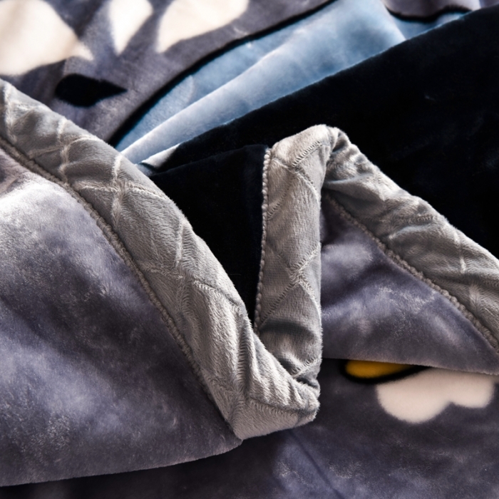 91家纺网 家纺一手货源 找家纺 新月家纺 2022新款拉舍尔超柔毛毯 夏风