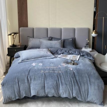 91家纺网 家纺一手货源 找家纺 云锦 2022秋冬新品加厚婴儿绒刺绣四件套 梦里花香-摩登灰