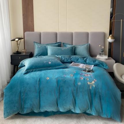 91家纺网 家纺一手货源 找家纺 云锦 2022秋冬新品加厚婴儿绒刺绣四件套 手捧花-宝石蓝