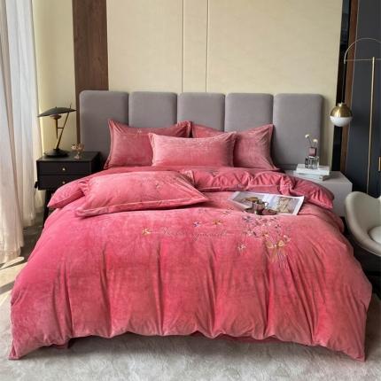 91家纺网 家纺一手货源 找家纺 云锦 2022秋冬新品加厚婴儿绒刺绣四件套 手捧花-蔷薇粉