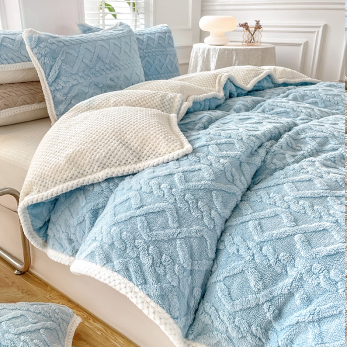 91家纺网 家纺一手货源 找家纺 （总）新月家纺 2022新款塔芙绒多功能被套毯