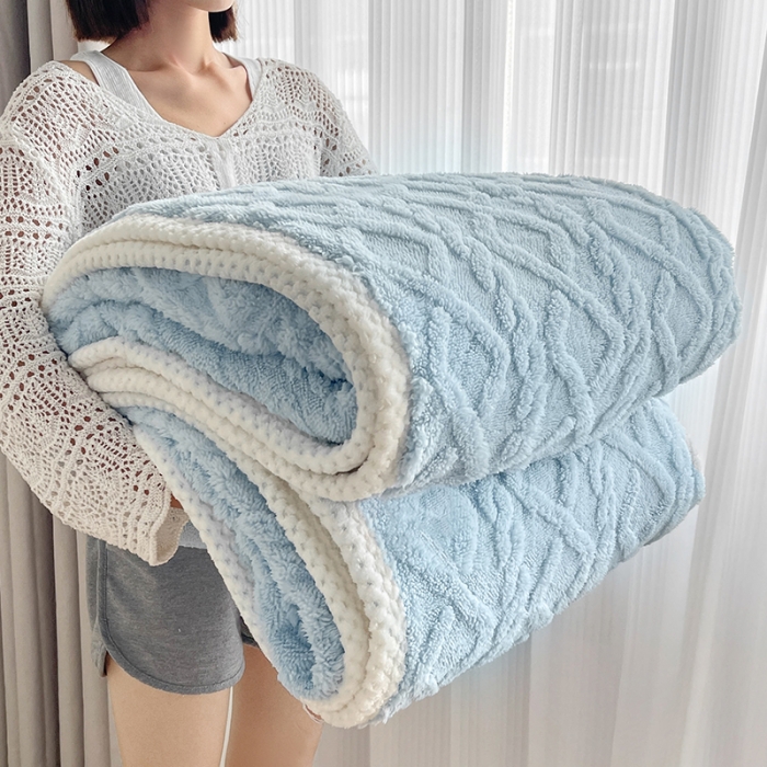 91家纺网 家纺一手货源 找家纺 （总）新月家纺 2022新款塔芙绒多功能被套毯