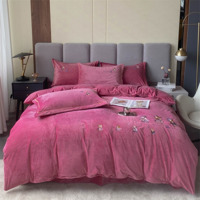 91家纺网 家纺一手货源 找家纺 云锦 2022秋冬新品加厚婴儿绒刺绣四件套 可爱熊-豆沙红