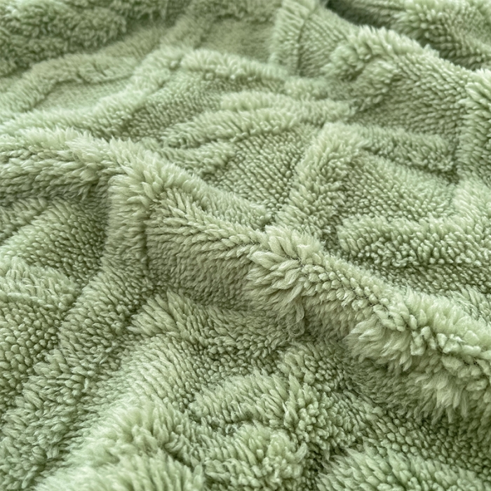 91家纺网 家纺一手货源 找家纺 新月家纺 2022新款塔芙绒多功能被套毯 茶绿