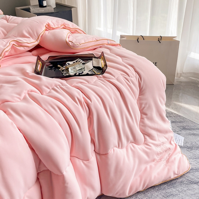 91家纺网 家纺一手货源 找家纺 匠心 2022新款超柔磨毛立体暖绒大豆冬被被子被芯 冬被粉色