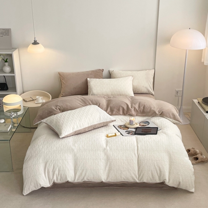 91家纺网 家纺一手货源 找家纺 潘朵拉 2023新款直播爆款撞色牛奶绒提花四件套 梦境-米咖