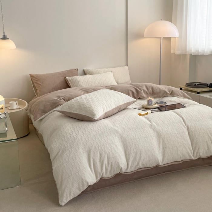 91家纺网 家纺一手货源 找家纺 潘朵拉 2023新款直播爆款撞色牛奶绒提花四件套 梦境-米咖