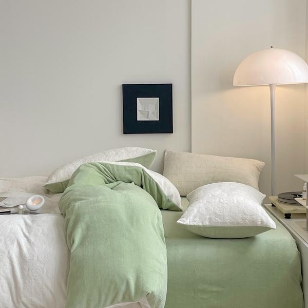 91家纺网 家纺一手货源 找家纺 潘朵拉 2023新款直播爆款撞色牛奶绒提花四件套山茶花-奶绿