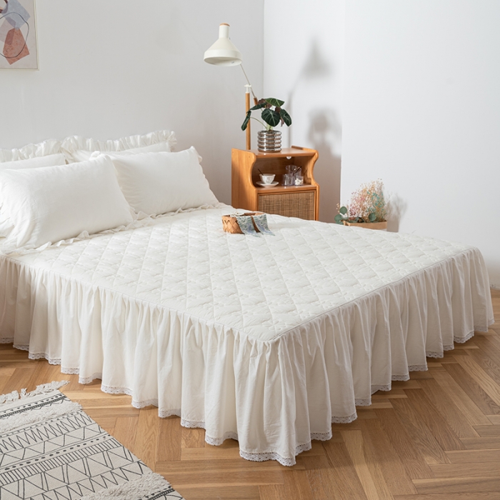 91家纺网 家纺一手货源 找家纺 久典 2022新款A类母婴级抗菌夹棉花边床裙四件套 纯白