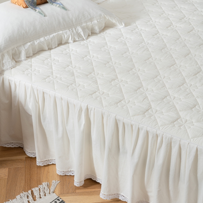 91家纺网 家纺一手货源 找家纺 久典 2022新款A类母婴级抗菌夹棉花边床裙四件套 纯白