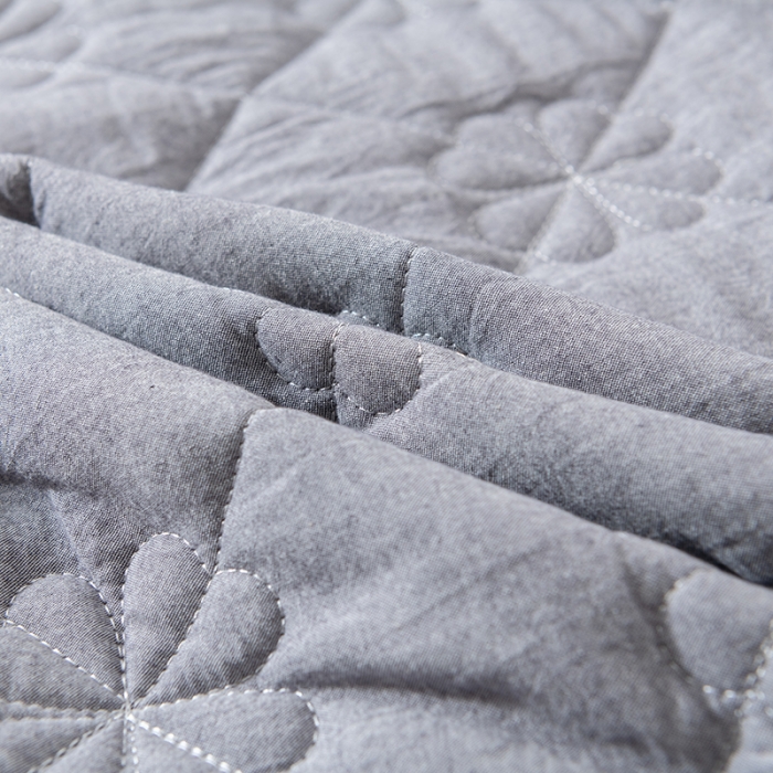 91家纺网 家纺一手货源 找家纺 久典 2022新款A类母婴级抗菌夹棉花边床裙四件套 浅灰