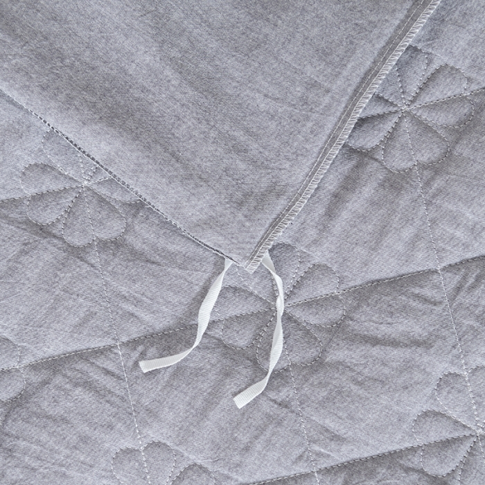 91家纺网 家纺一手货源 找家纺 久典 2022新款A类母婴级抗菌夹棉花边床裙四件套 浅灰