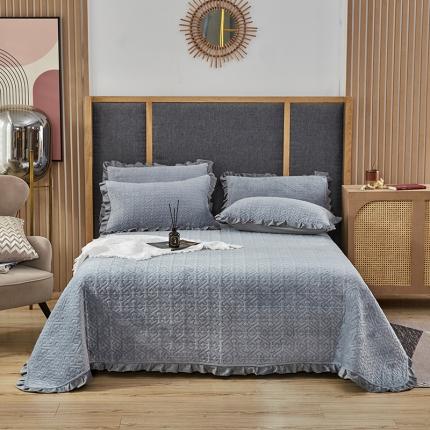 佳梦家纺 2022新款牛奶绒纯色小花边床盖 浅灰