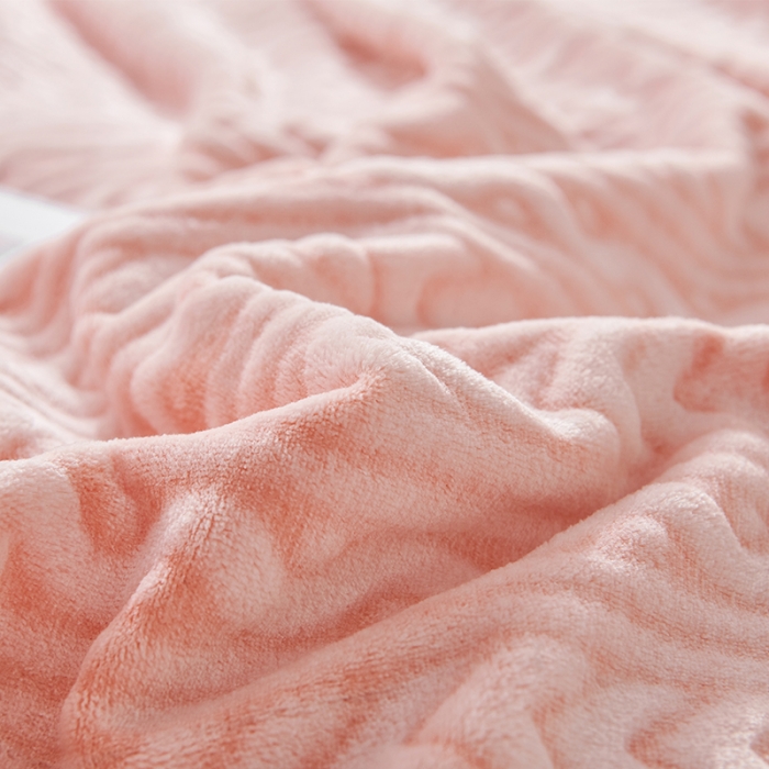 91家纺网 家纺一手货源 找家纺 新月家纺 2022新款雪花绒多功能被套 西瓜粉