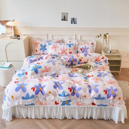 91家纺网 家纺一手货源 找家纺 （总）宜凡2022新款秋冬新款A类牛奶绒印花花边床盖三四件套