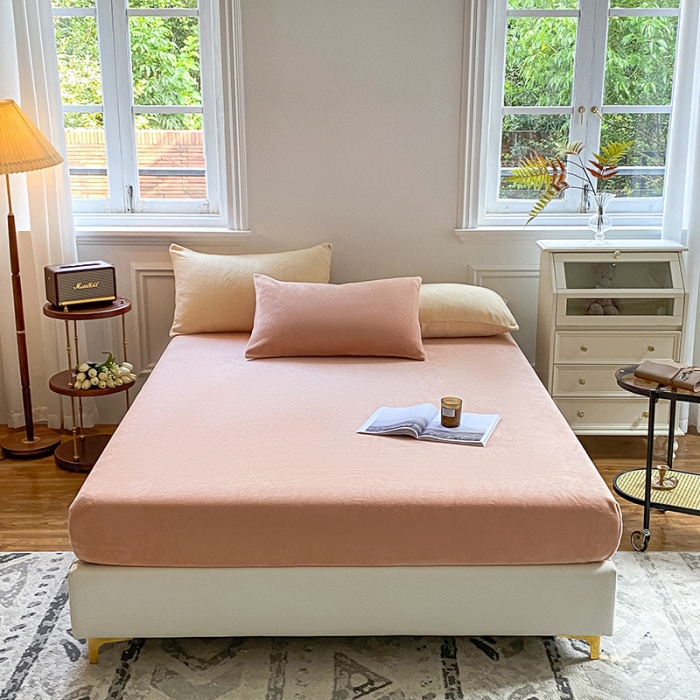 91家纺网 家纺一手货源 找家纺 吾诺 2022新款牛奶绒单品床笠 香槟金