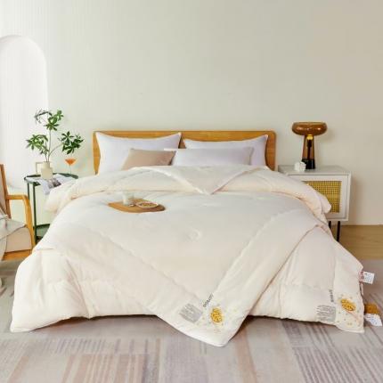 91家纺网 家纺一手货源 找家纺 丽卡家纺 2023新款爱家大豆子母被被子被芯 白色