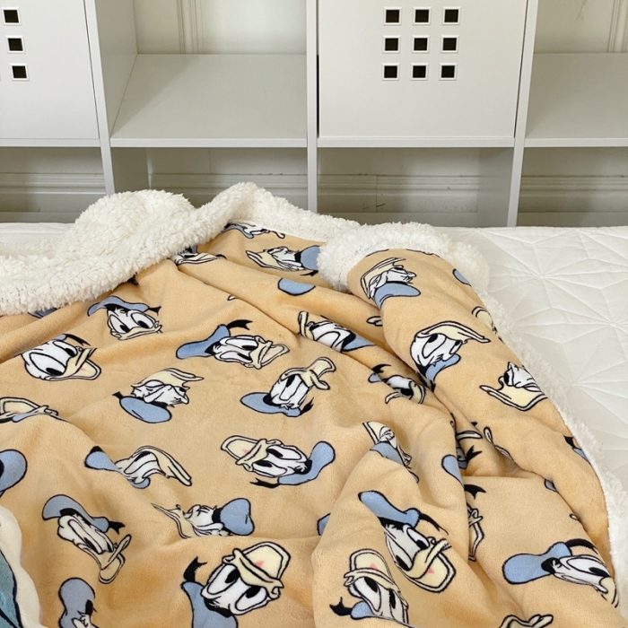 91家纺网 家纺一手货源 找家纺 时年 2022新款牛奶绒拼羊羔绒毯 酷酷鸭