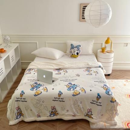 91家纺网 家纺一手货源 找家纺 时年 2022新款牛奶绒拼羊羔绒毯 游乐伙伴