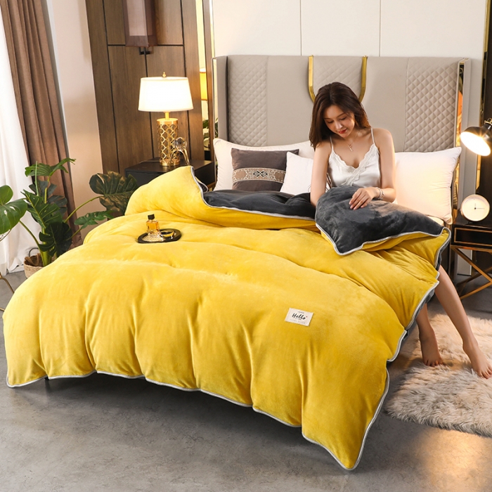 91家纺网 家纺一手货源 找家纺 畅畅家纺 2022新款纯色双拼加厚牛奶绒四件套 柠檬黄拼色1