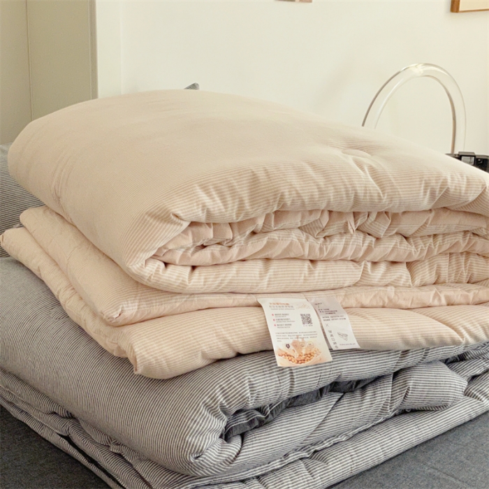 91家纺网 家纺一手货源 找家纺 （总）梦享生活 2022新款大豆条纹冬季被子