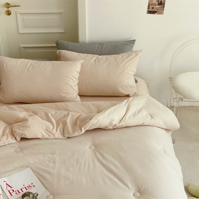 91家纺网 家纺一手货源 找家纺 梦享生活 2022新款大豆条纹冬季被子 浅粉