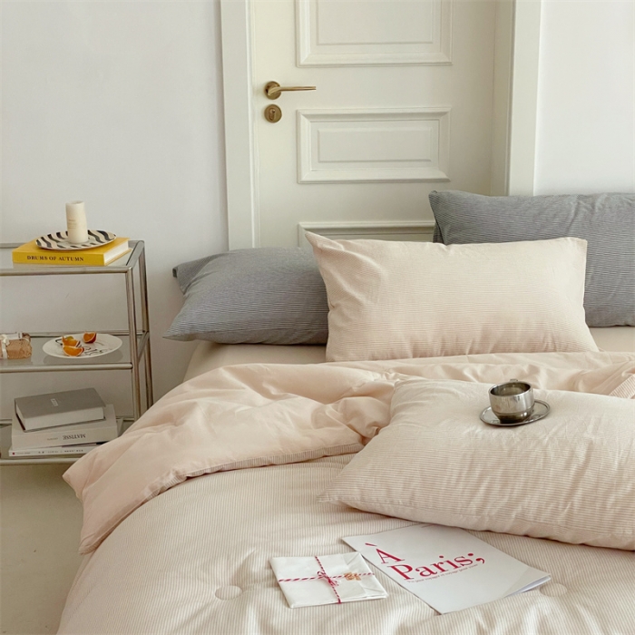 91家纺网 家纺一手货源 找家纺 梦享生活 2022新款大豆条纹冬季被子 浅粉