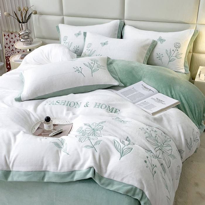 91家纺网 家纺一手货源 找家纺 （总）澳梵家居 2022新款牛奶绒刺绣春风花藻系列四件套