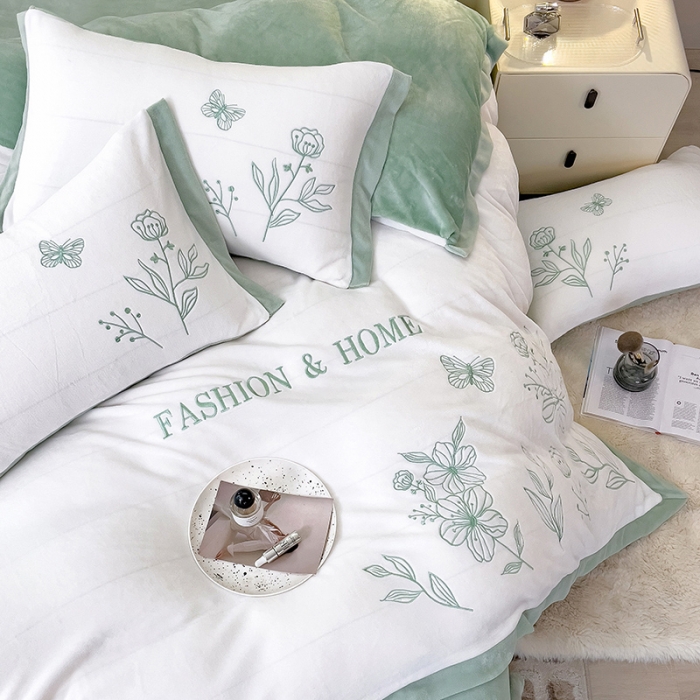 91家纺网 家纺一手货源 找家纺 （总）澳梵家居 2022新款牛奶绒刺绣春风花藻系列四件套