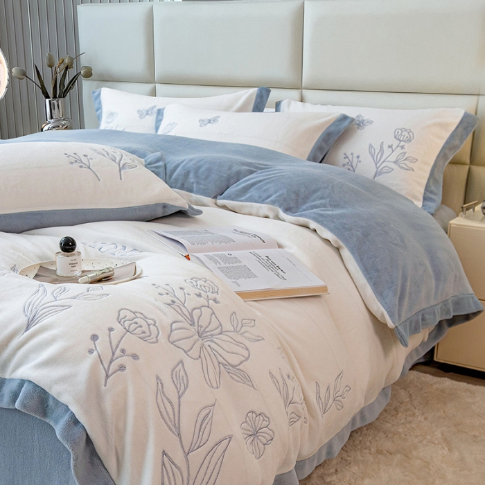 91家纺网 家纺一手货源 找家纺 澳梵家居 2022新款牛奶绒刺绣春风花藻系列四件套 春风花藻-灰