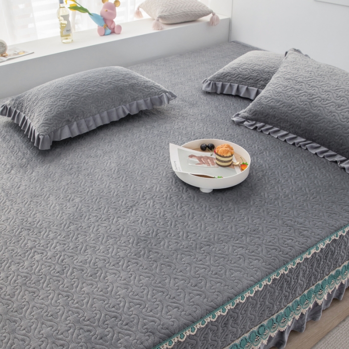 91家纺网 家纺一手货源 找家纺 冬然 2022新款牛奶绒床盖榻榻米床盖炕盖防滑款高级灰