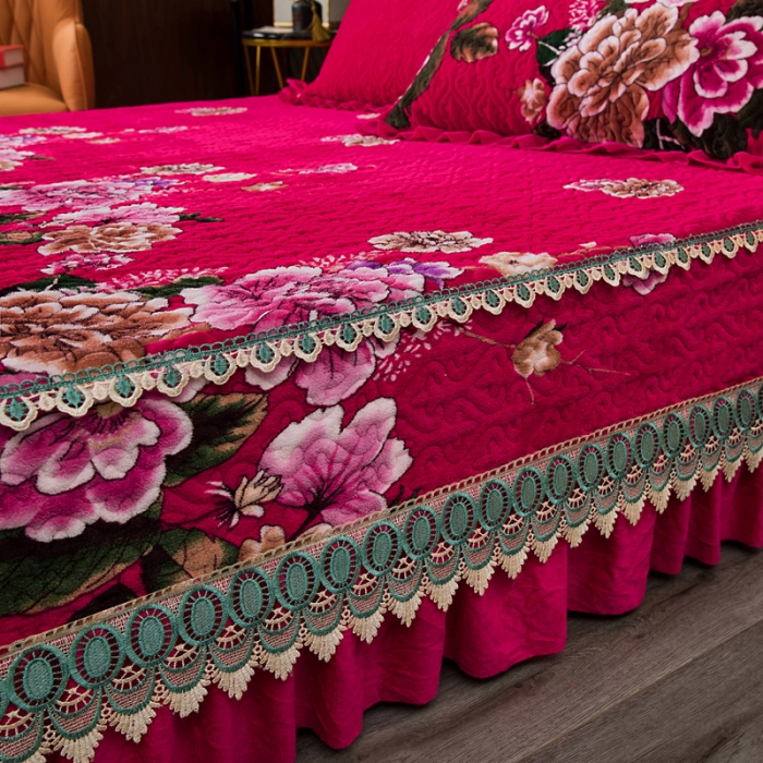 91家纺网 家纺一手货源 找家纺 冬然 2022新款牛奶绒床盖榻榻米床盖炕盖花开富贵红