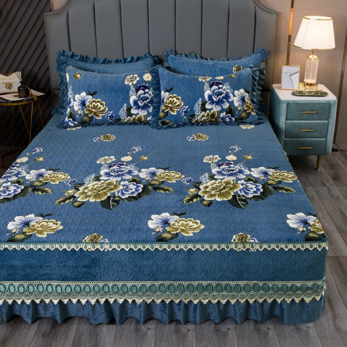 91家纺网 家纺一手货源 找家纺 冬然 2022新款牛奶绒床盖榻榻米床盖炕盖花开富贵蓝