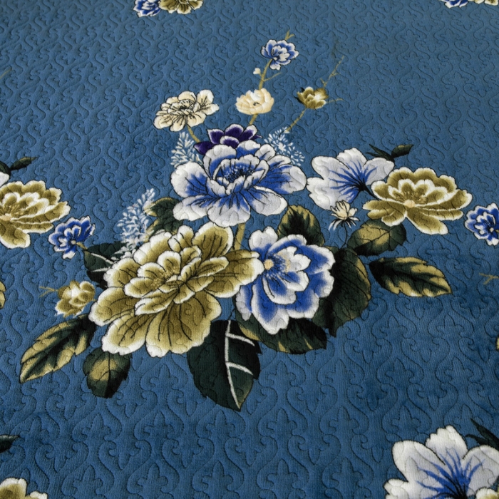 91家纺网 家纺一手货源 找家纺 冬然 2022新款牛奶绒床盖榻榻米床盖炕盖花开富贵蓝