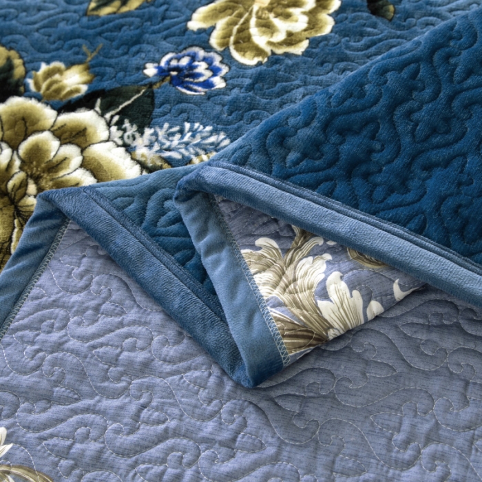 91家纺网 家纺一手货源 找家纺 冬然 2022新款牛奶绒床盖榻榻米床盖炕盖花开富贵蓝
