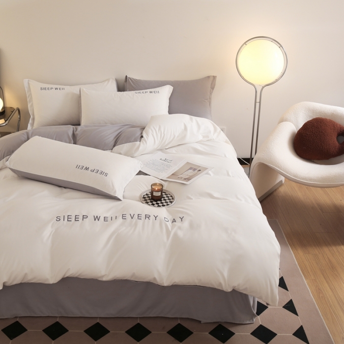 91家纺网 家纺一手货源 找家纺 啊雅家居纯色水洗磨毛亲肤绣花床单款床笠款四套件奶白加奶浅灰