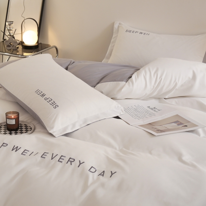 91家纺网 家纺一手货源 找家纺 啊雅家居纯色水洗磨毛亲肤绣花床单款床笠款四套件奶白加奶浅灰