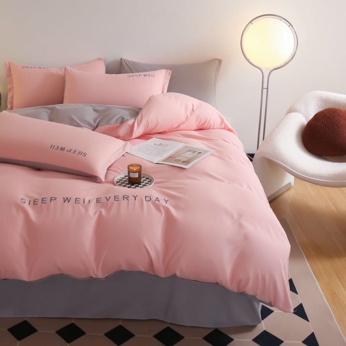 91家纺网 家纺一手货源 找家纺 啊雅家居纯色水洗磨毛亲肤绣花床单款床笠款四套件 奶粉加奶浅灰