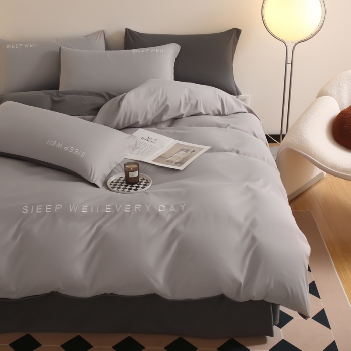 91家纺网 家纺一手货源 找家纺 啊雅家居 新款纯色水洗磨毛亲肤绣花床单款床笠款四套件 奶浅灰加奶深灰