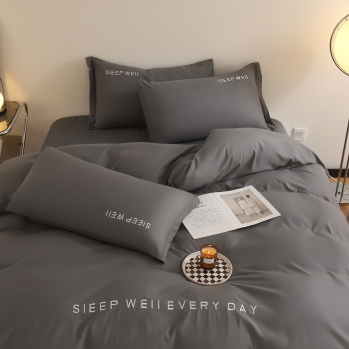91家纺网 家纺一手货源 找家纺 啊雅家居2025新款纯色水洗磨毛亲肤绣花床单款床笠款四套件 奶深灰