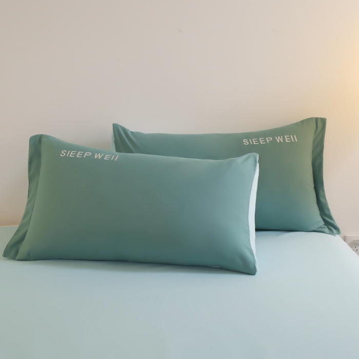 91家纺网 家纺一手货源 找家纺 啊雅家居 新款纯色水洗磨毛亲肤绣花床单款床笠款四套件 奶石兰加奶星蓝