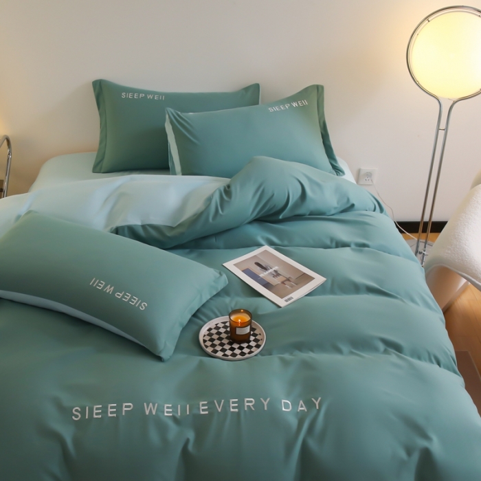 91家纺网 家纺一手货源 找家纺 啊雅家居 新款纯色水洗磨毛亲肤绣花床单款床笠款四套件 奶石兰加奶星蓝