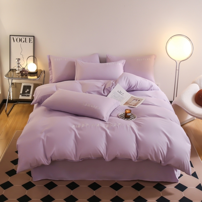 91家纺网 家纺一手货源 找家纺 啊雅家居2025新款纯色水洗磨毛亲肤绣花床单款床笠款四套件 奶紫