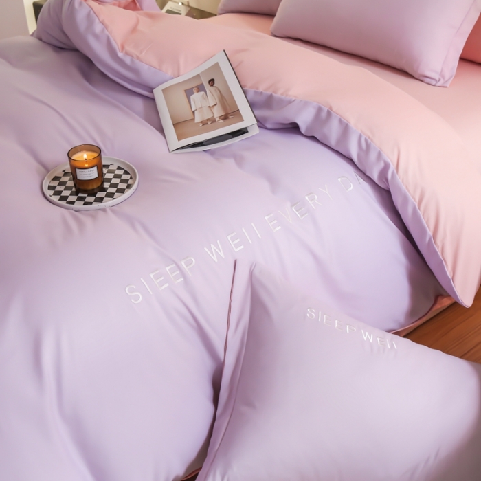 91家纺网 家纺一手货源 找家纺 啊雅家居2025新款纯色水洗磨毛亲肤绣花床单款床笠款四套件 奶紫加奶粉